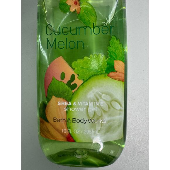Bath & Body Works Cucumber Melon Shower Gel With Shae & Vitamin E 10 oz/295 ml - Picture 1 of 3